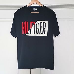 Tommy Hilfiger Men's T- Shirt- Extra Large